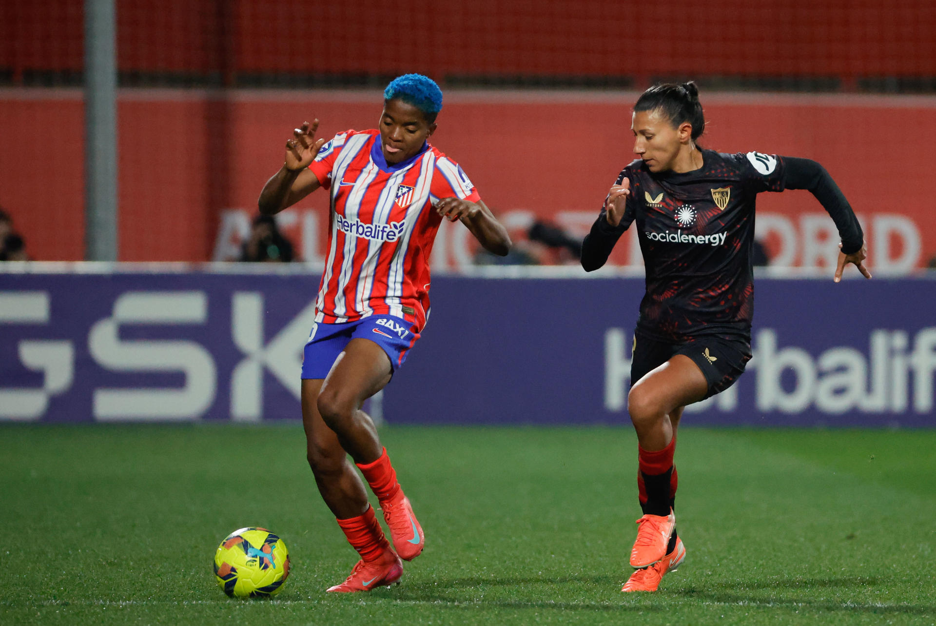 LaLiga renueva apoyo con ligas femeninas de Japón