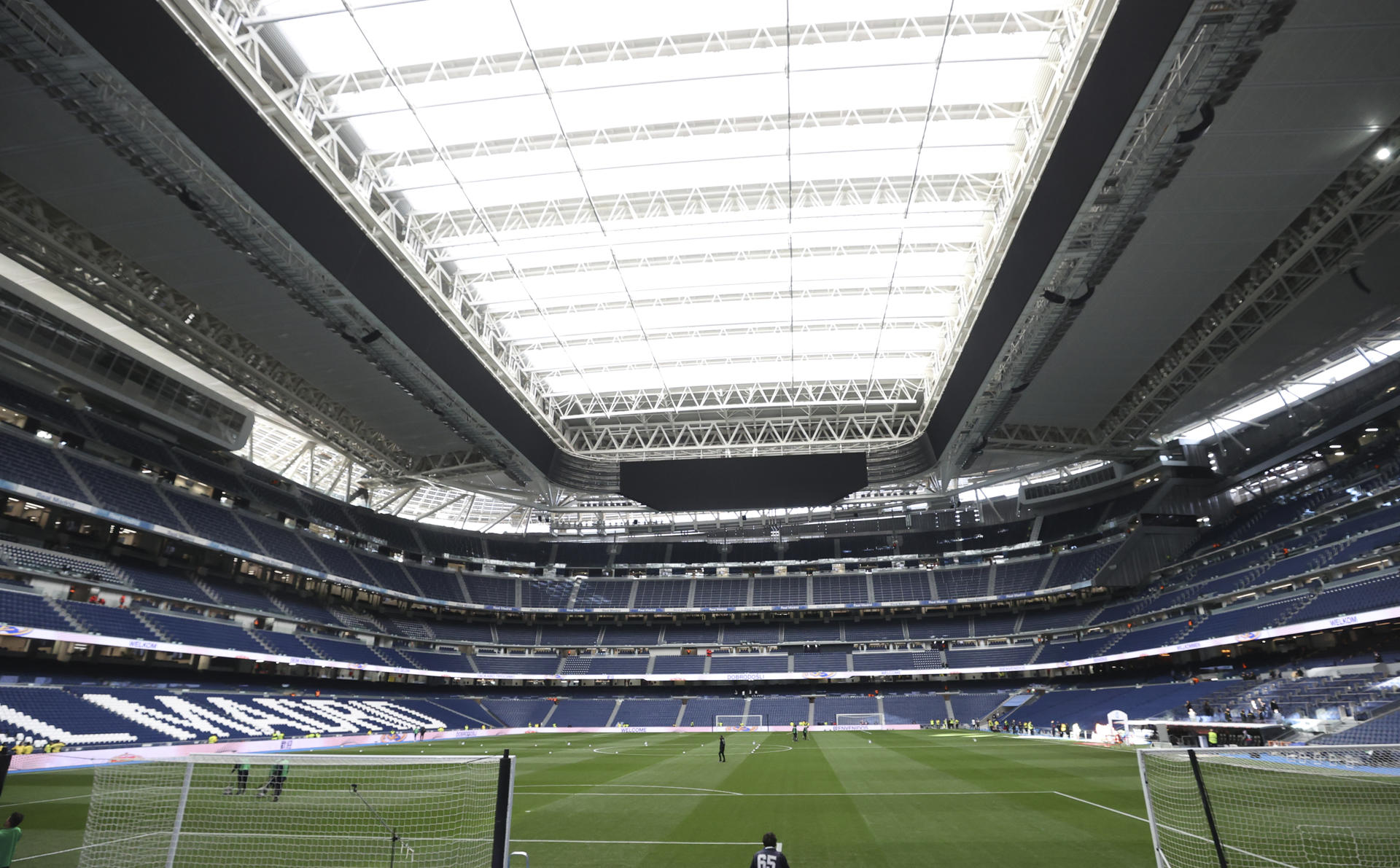 arsenal se fija en el bernabeu para renovar el emirates