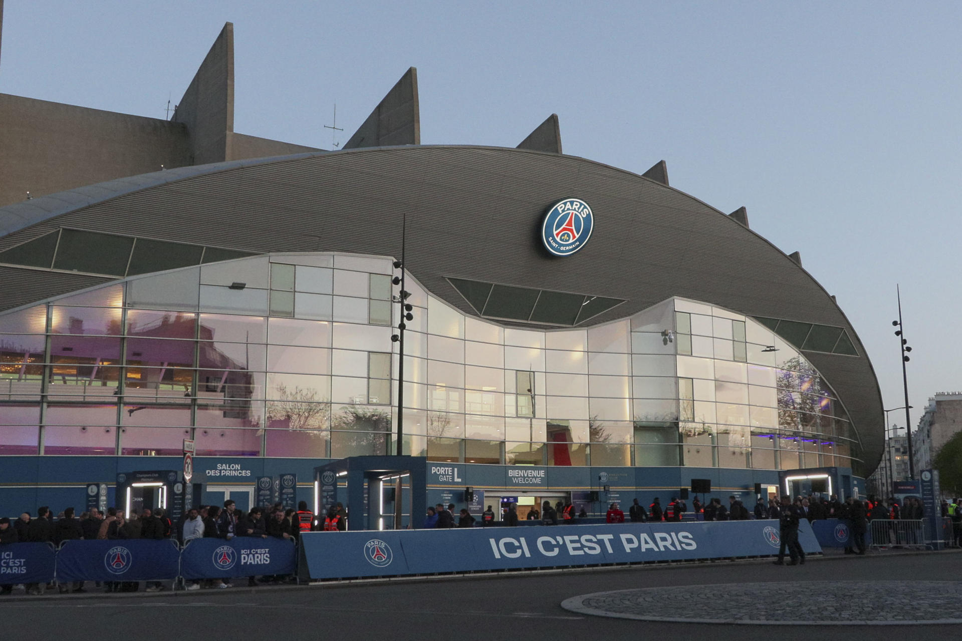 venta parque principes al psg debate electoral