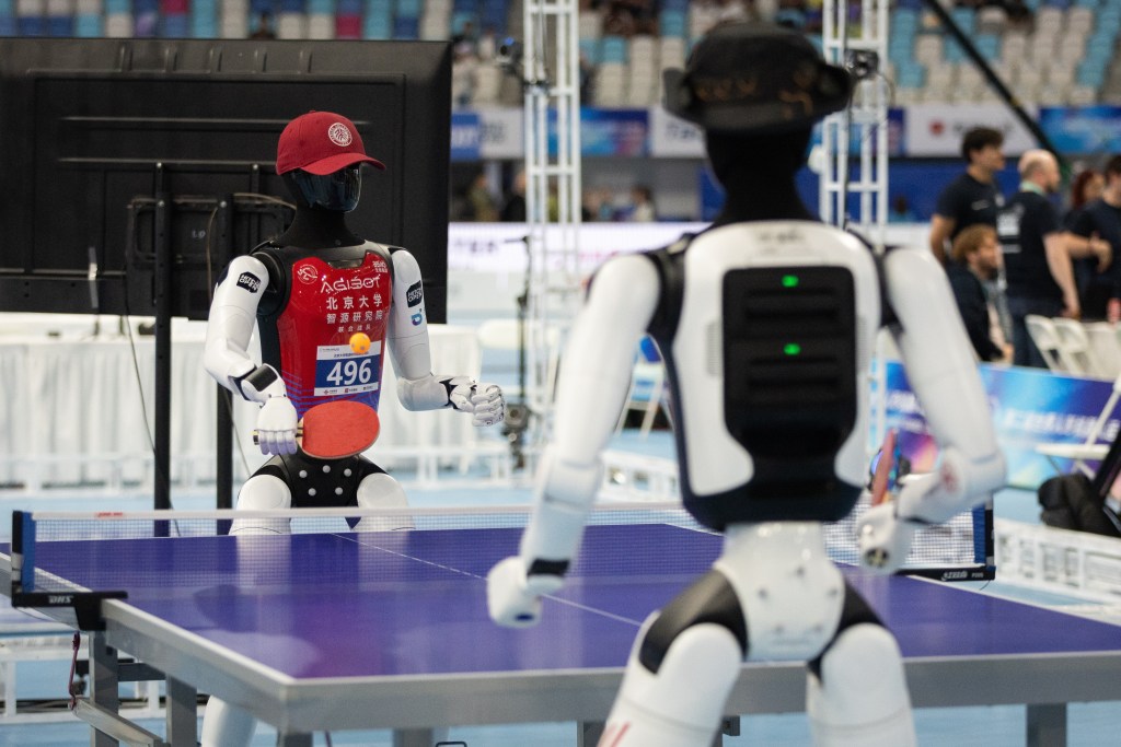 negocio entrenar robots china